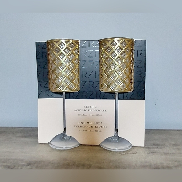 Rachel Zoe Beveled Gold Moroccan Champagne Flutes Stemmed Acrylic Drinkware NEW! - Picture 6 of 6